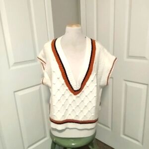 Anthropologie Maeve Women's Cream V-neck Cropped Sweater Vest Size XL